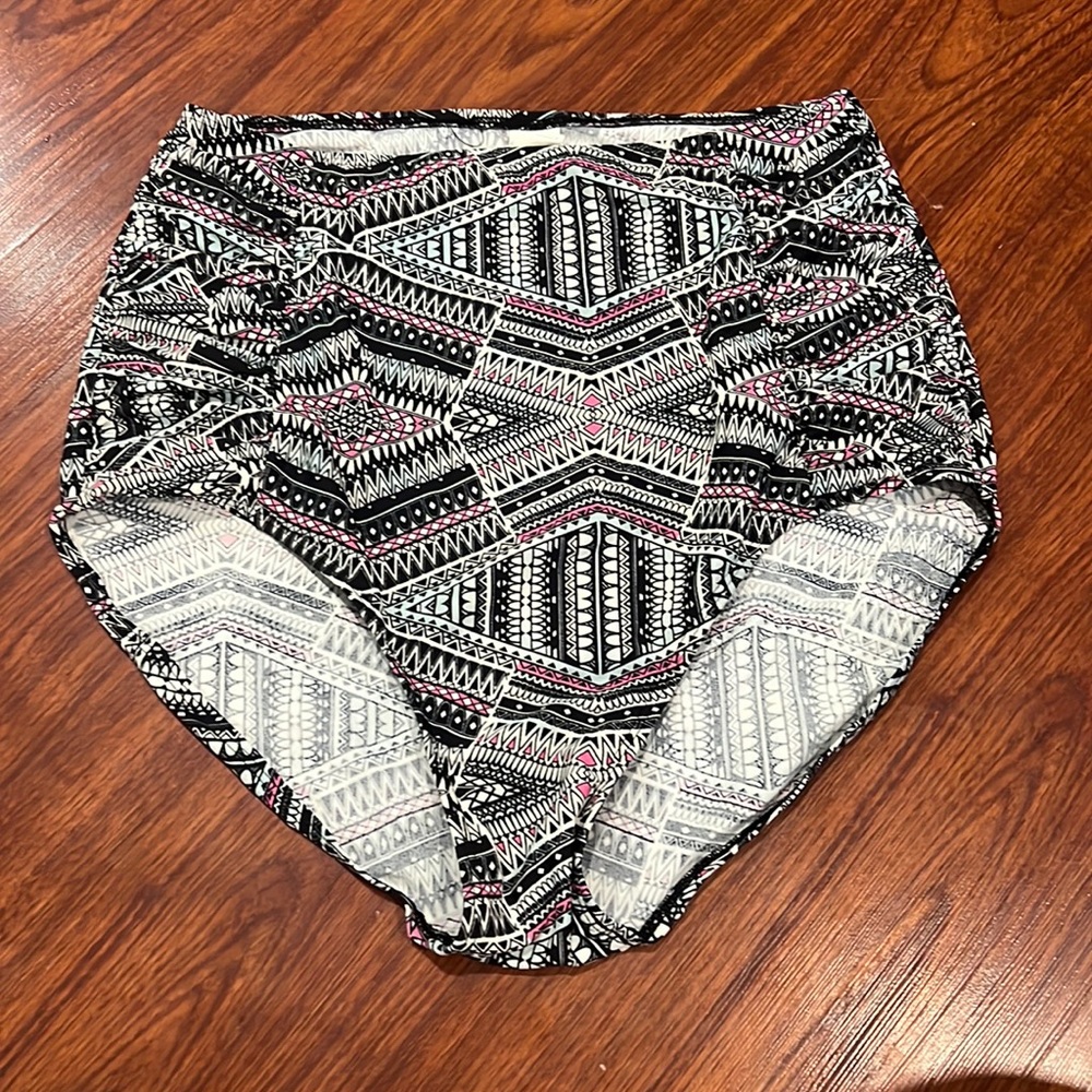 High waisted suit bottoms